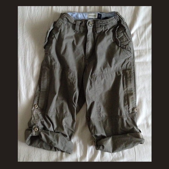 GAP adjustable pants. Husky fit, khaki colour, size 8. - Picture 2 of 5